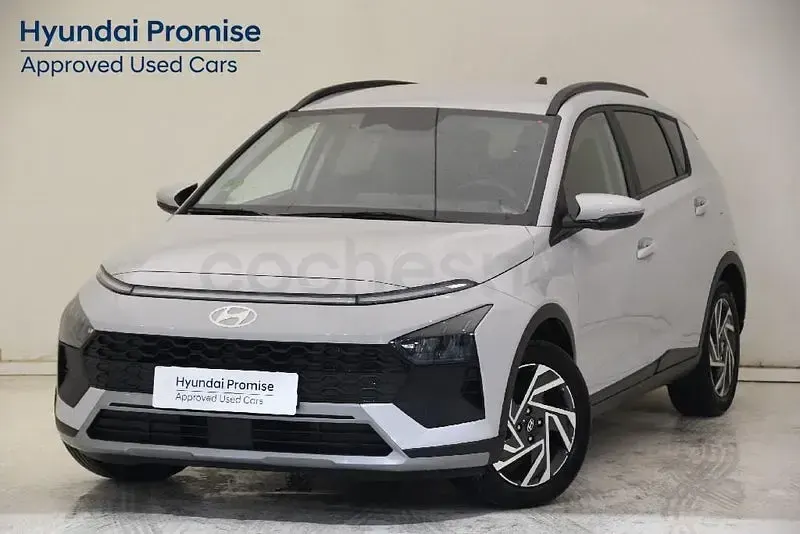 Usado Hyundai Bayon 79 CV (58 kW) 2025 Gris / plata SUV
