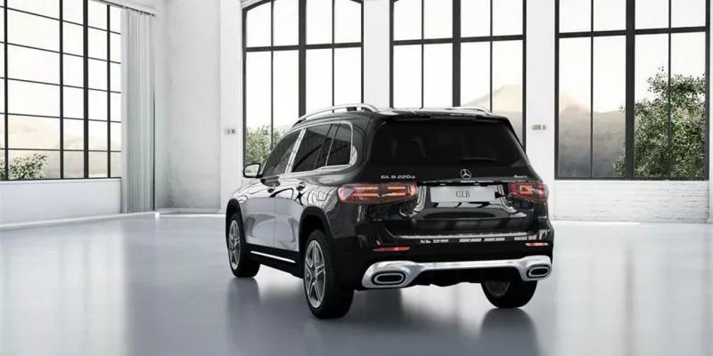 Usado Mercedes GLB220 190 CV (139 kW) 2024 Negro SUV