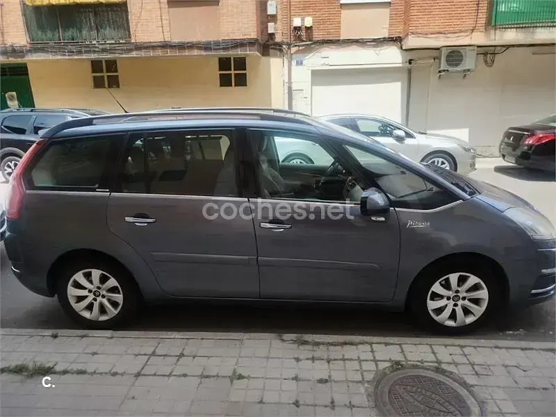 Usado Citroën C4 Picasso 110 CV (80 kW) 2010 Gris / plata Monovolumen
