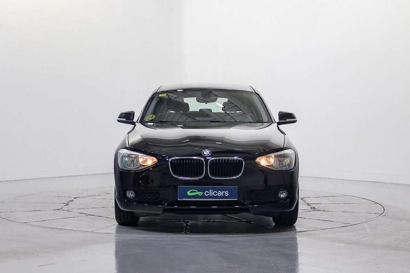 Usado BMW 116 116 CV (85 kW) 2013 Negro Utilitario