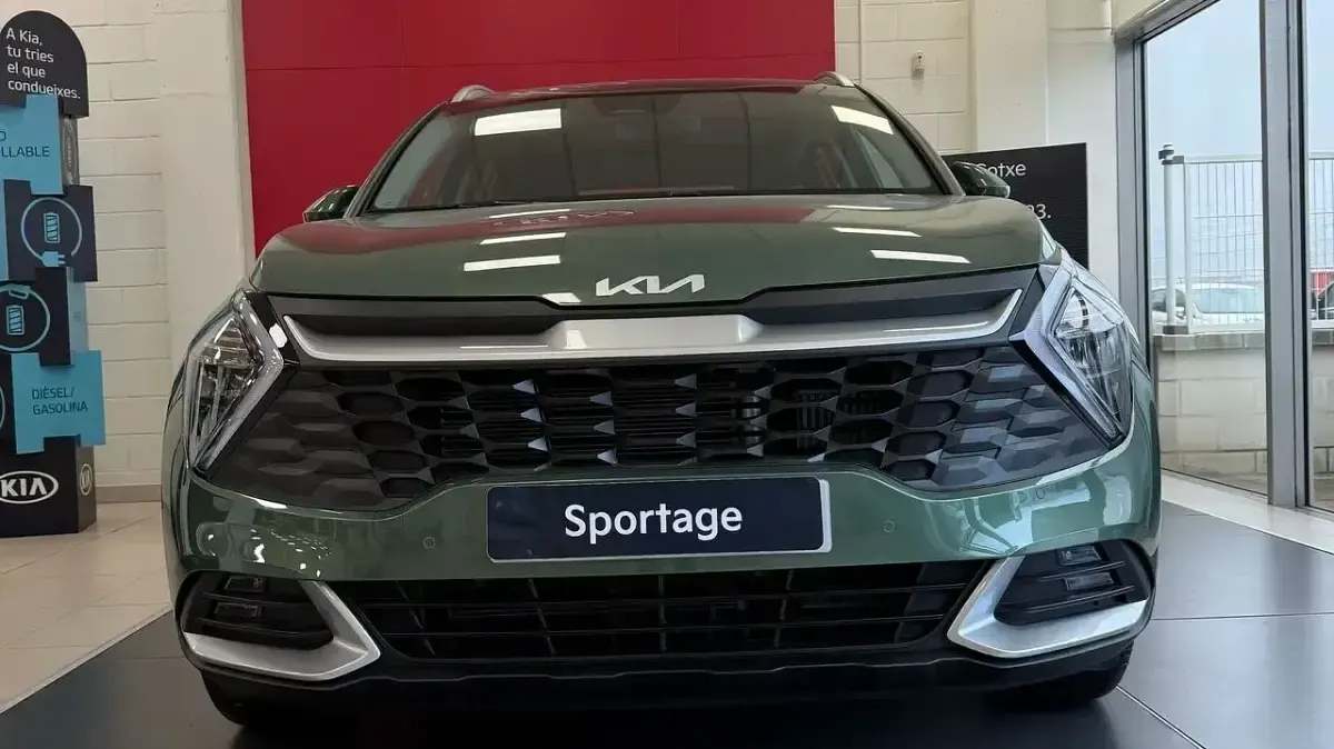 Nuevo Kia Sportage 136 CV (100 kW) 2025 Verde SUV