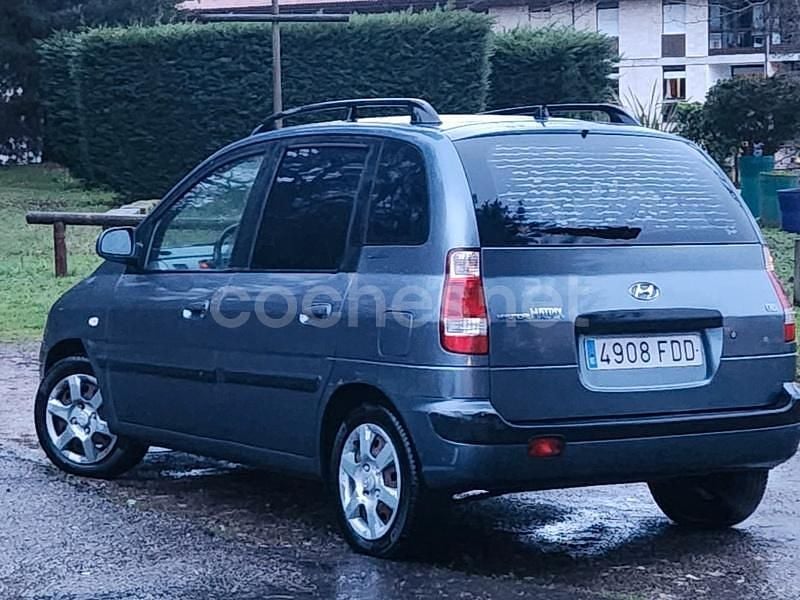 Usado Hyundai Matrix GLS 110 CV (80 kW) 2006 Azul Monovolumen