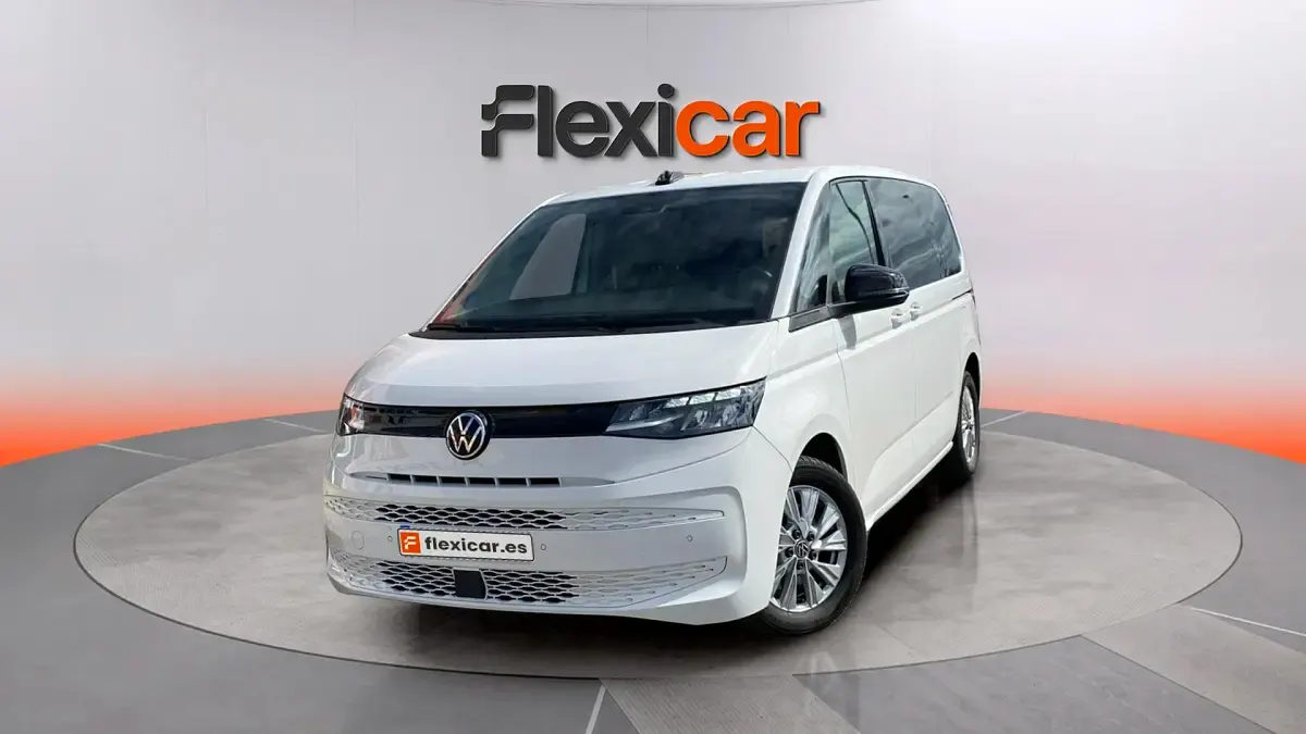 Usado VW Multivan 150 CV (110 kW) 2024 Blanco Monovolumen