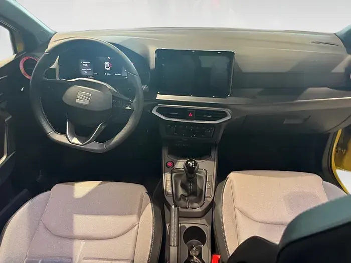 Nuevo Seat Ibiza FR 115 CV (84 kW) 2026 Amarillo Utilitario