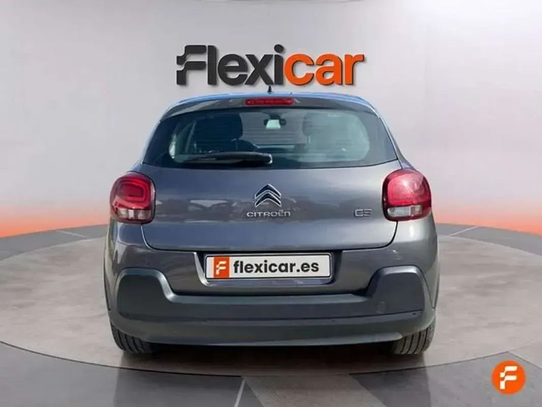 Usado Citroën C3 PureTech 83 HP (61 kW) 2024 Cinzento Sedan