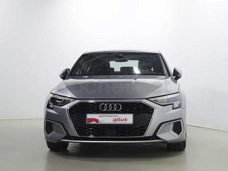Usado Audi A3 Advanced Plus 116 CV (85 kW) 2023 Gris / plata Berlina