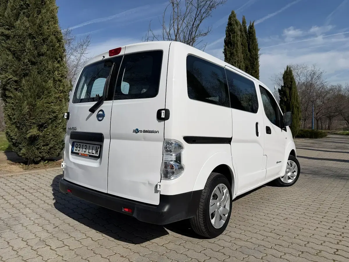 Usado Nissan e-NV200 80 kW (109 CV) 2020 Blanco Monovolumen