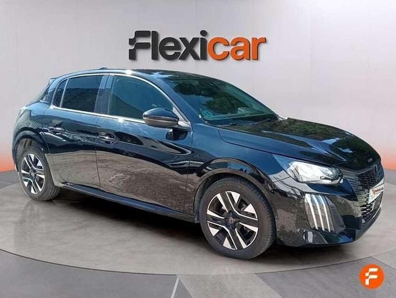Usado Peugeot 208 Allure 101 CV (74 kW) 2025 Negro Utilitario