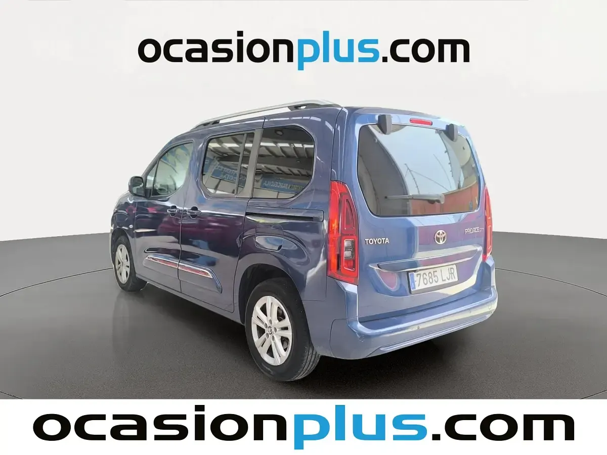 Usado Toyota Proace Verso Active 131 CV (96 kW) 2020 Azul Familiar
