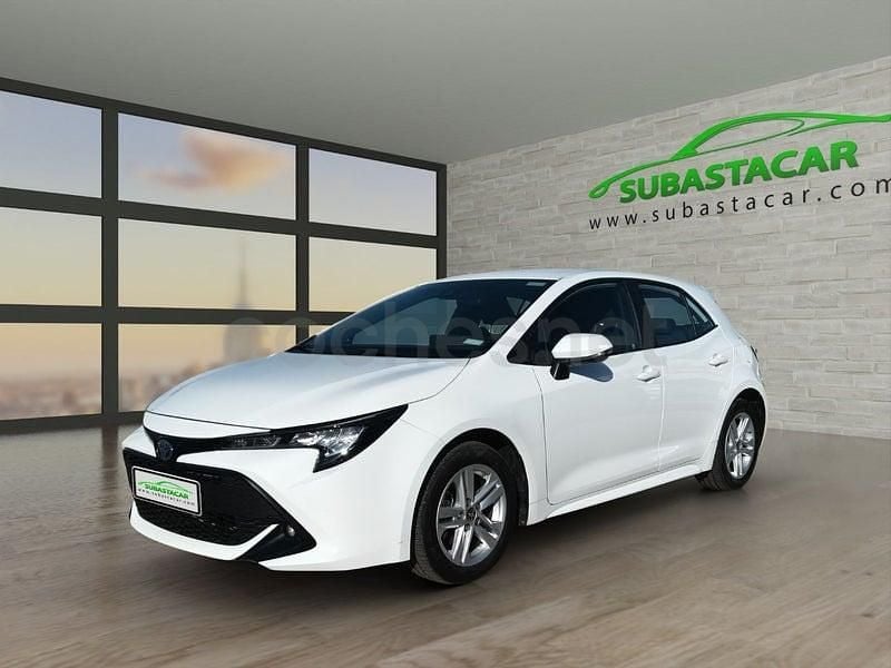Usado Toyota Corolla Business Edition 122 CV (89 kW) 2023 Blanco Berlina