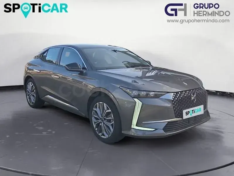 Usado DS Automobiles DS4 Trocadero 225 CV (165 kW) 2023 Gris / plata SUV