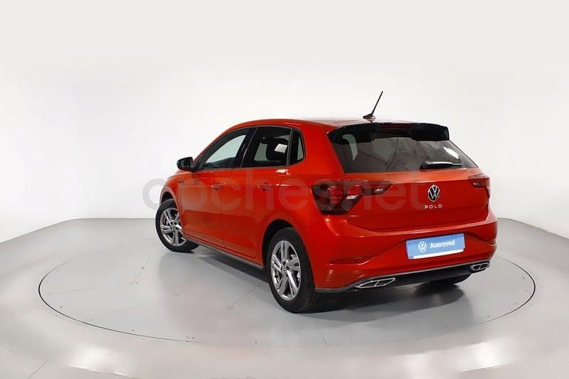 Usado VW Polo R-line 110 CV (80 kW) 2023 Rojo Utilitario