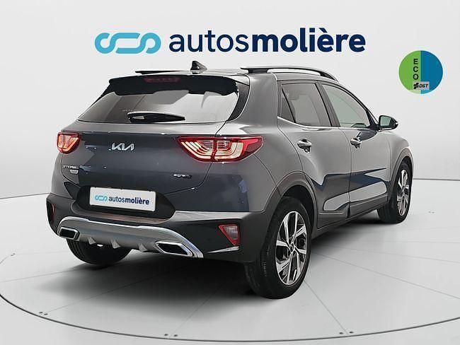 Usado Kia Stonic GT-Line 100 CV (73 kW) 2021 Gris SUV