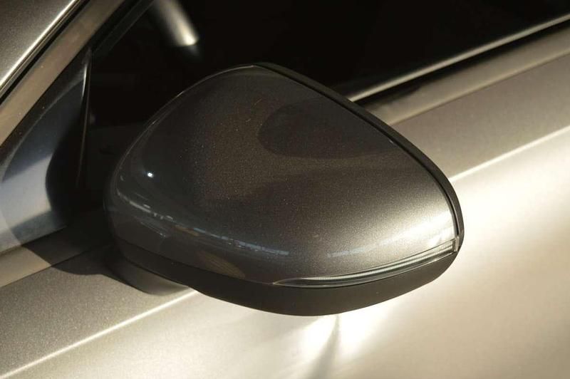 Usado Mercedes A180 136 CV (100 kW) 2022 Gris Utilitario