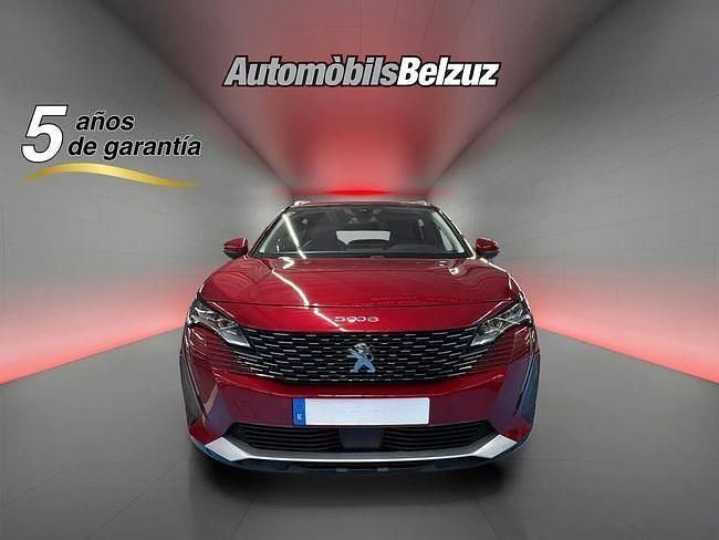 Usado Peugeot 5008 Active 131 CV (96 kW) 2021 Rojo SUV