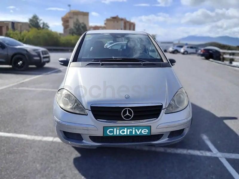 Usado Mercedes A160 82 CV (60 kW) 2005 Gris Utilitario