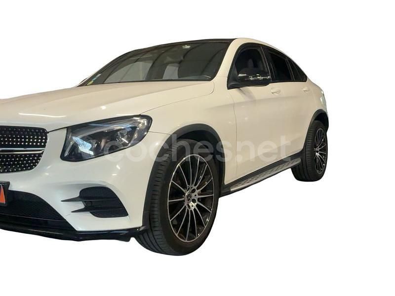 Usado Mercedes GLC220 AMG line 170 CV (125 kW) 2017 Blanco SUV
