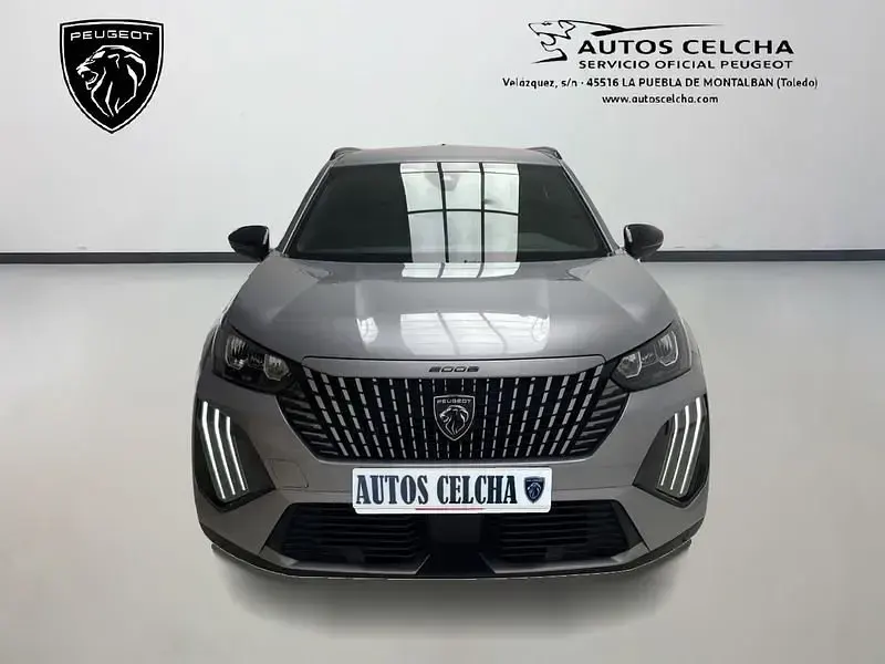 Usado Peugeot 2008 Allure 145 CV (106 kW) 2025 Gris SUV