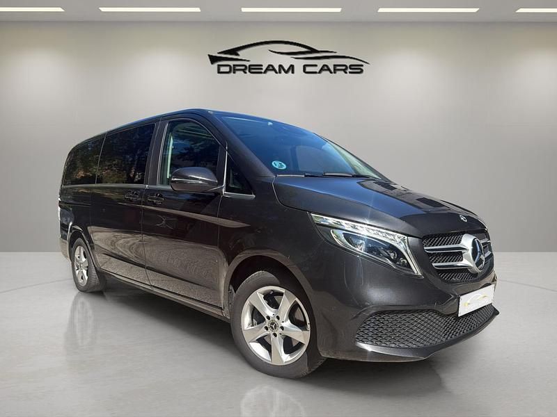 Usado Mercedes V250 Avantgarde 190 CV (139 kW) 2022 Gris Monovolumen