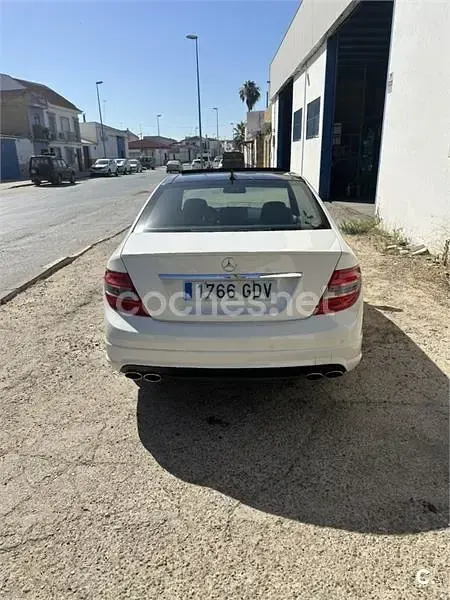 Usado Mercedes C230 Elegance 204 CV (150 kW) 2008 Blanco Berlina
