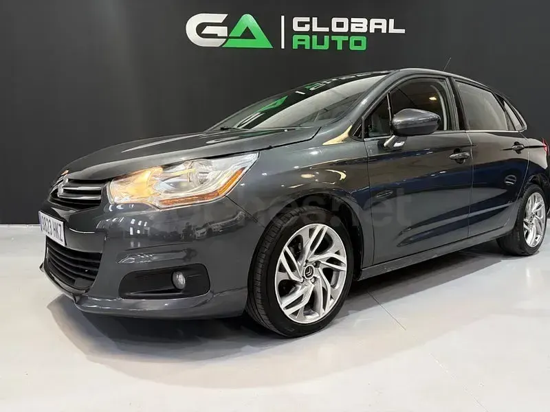 Usado Citroën C4 92 CV (67 kW) 2012 Gris / plata Berlina