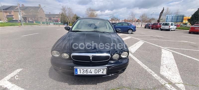 Negro Usado 2005 Jaguar X-type Executive Berlina | 3150 € (Precio justo) - Imagen 1/4