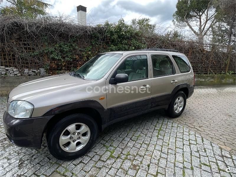 Beige Usado 2002 Mazda Tribute Touring SUV | 6500 € - Imagen 1/4