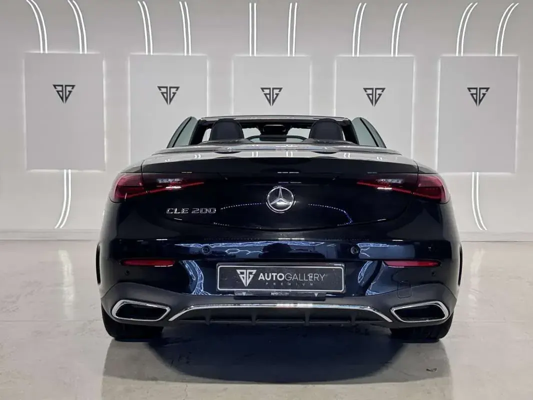 Usado Mercedes CLE200 204 CV (150 kW) 2024 Negro Descapotable