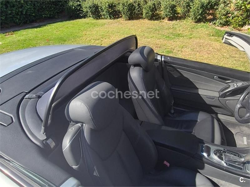 Usado Mercedes SL350 245 CV (180 kW) 2006 Gris / plata Descapotable