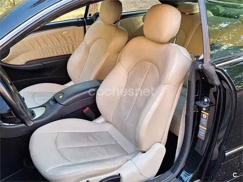 Usado Mercedes CLK320 Avantgarde 224 CV (164 kW) 2007 Negro Coupe