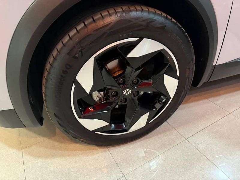 Usado Renault Captur Techno 91 CV (66 kW) 2024 Negro SUV