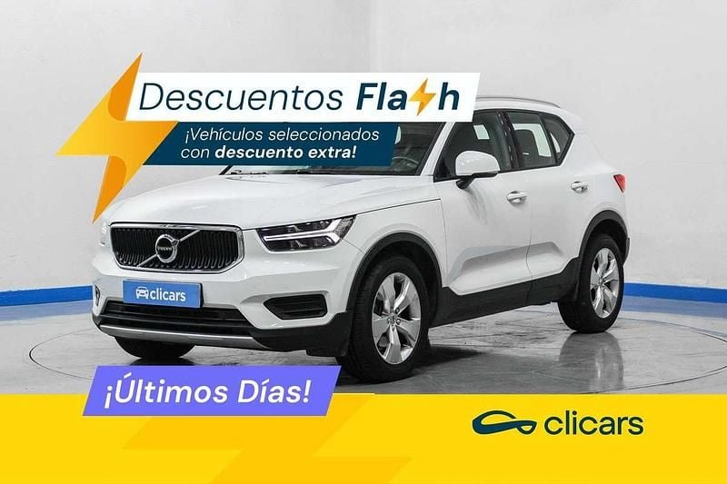 Usado Volvo XC40 Momentum 190 CV (139 kW) 2019 Blanco SUV