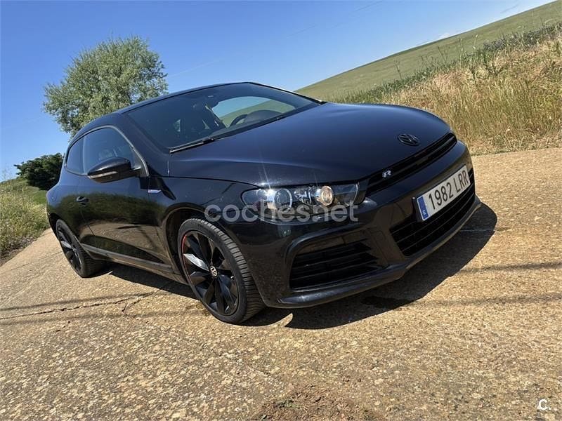 Negro Usado 2009 VW Scirocco Coupe | 9990 € (Precio justo) - Imagen 1/3