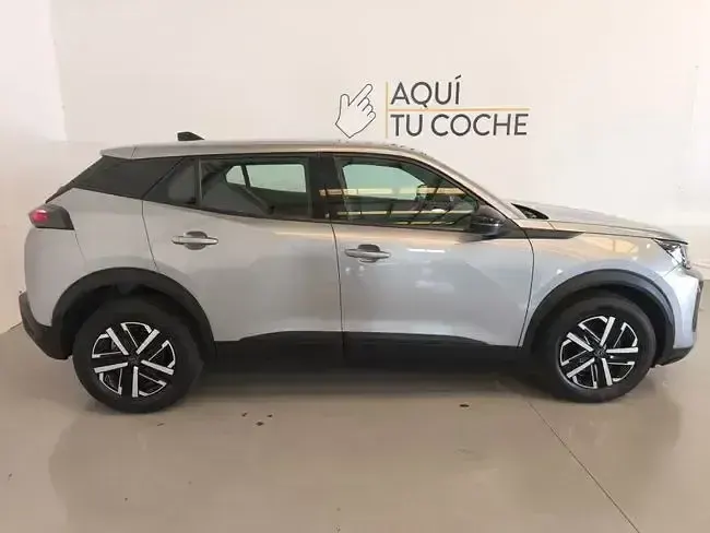 Usado Peugeot 2008 Allure 102 CV (75 kW) 2023 Gris SUV