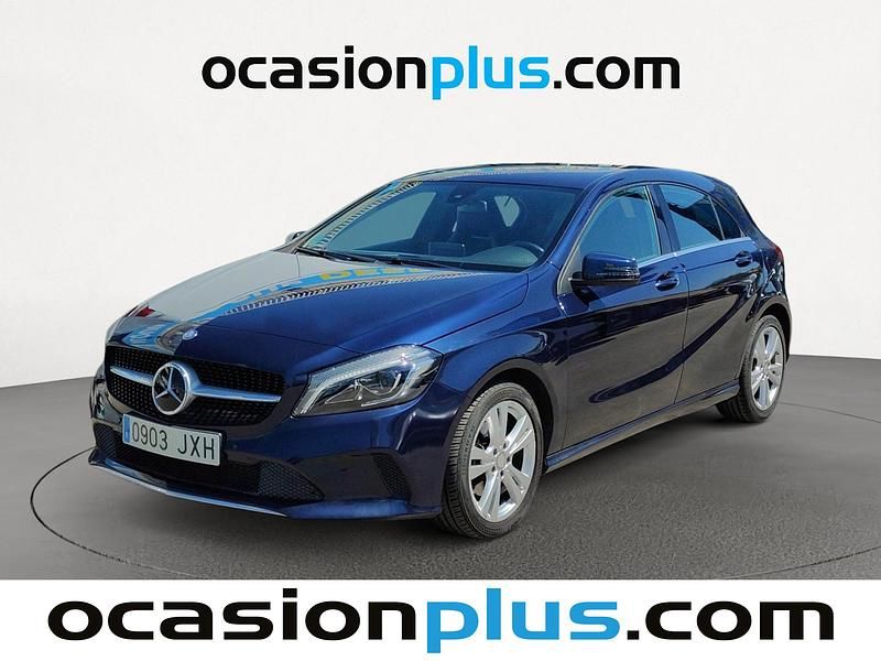 Azul Usado 2017 Mercedes A180 Utilitario | 19.590 € (Un poco caro) - Imagen 1/4