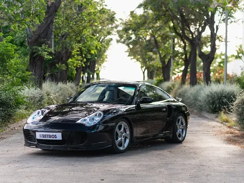 Usado Porsche 911 Turbo 420 CV (308 kW) 2004 Negro Coupe