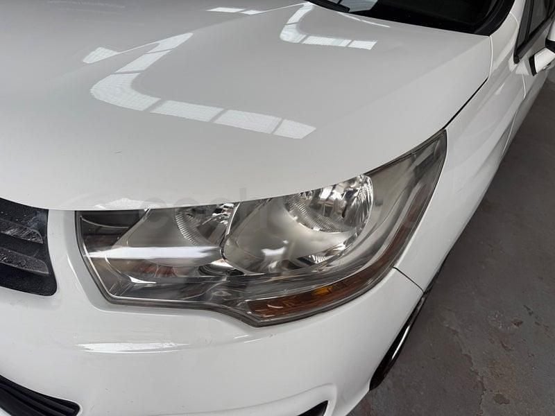 Usado Citroën C4 92 CV (67 kW) 2013 Blanco Berlina