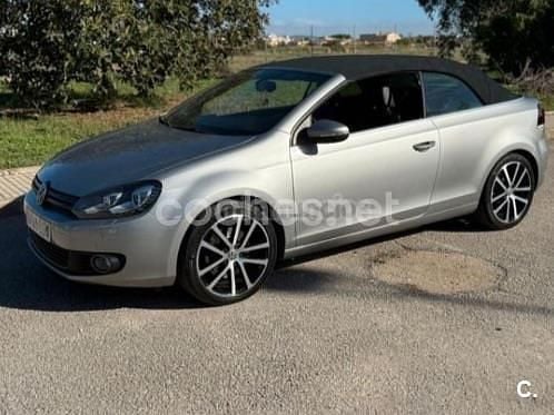 Usado VW Golf Cabriolet 140 CV (102 kW) 2012 Gris / plata Descapotable