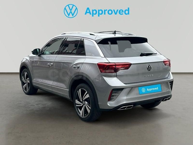 Usado VW T-Roc R-line 150 CV (110 kW) 2023 Gris / plata SUV