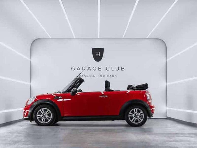 Usado Mini One Cabriolet 98 CV (72 kW) 2012 Rojo Descapotable