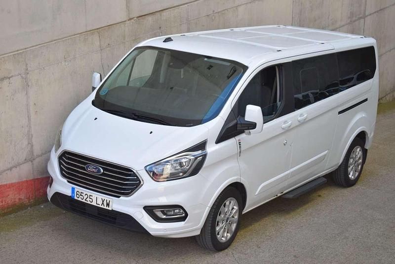 Blanco Usado 2022 Ford Tourneo Custom Trend Van | 28.800 € (Precio justo) - Imagen 1/4
