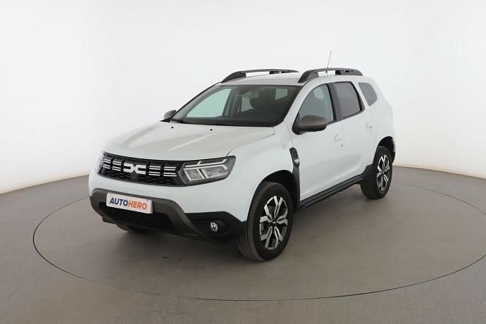 Blanco Usado 2023 Dacia Duster Journey SUV | 21.899 € (Un poco caro) - Imagen 1/3