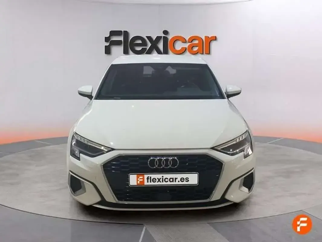 Usado Audi A3 Sportback 150 CV (110 kW) 2021 Blanco Utilitario