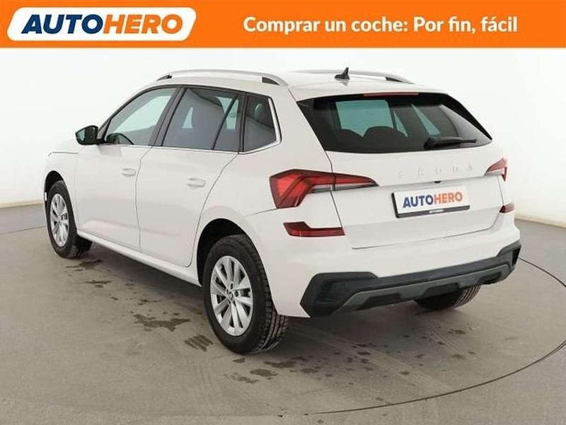 Usado Skoda Kamiq Selection 116 CV (85 kW) 2024 Blanco SUV
