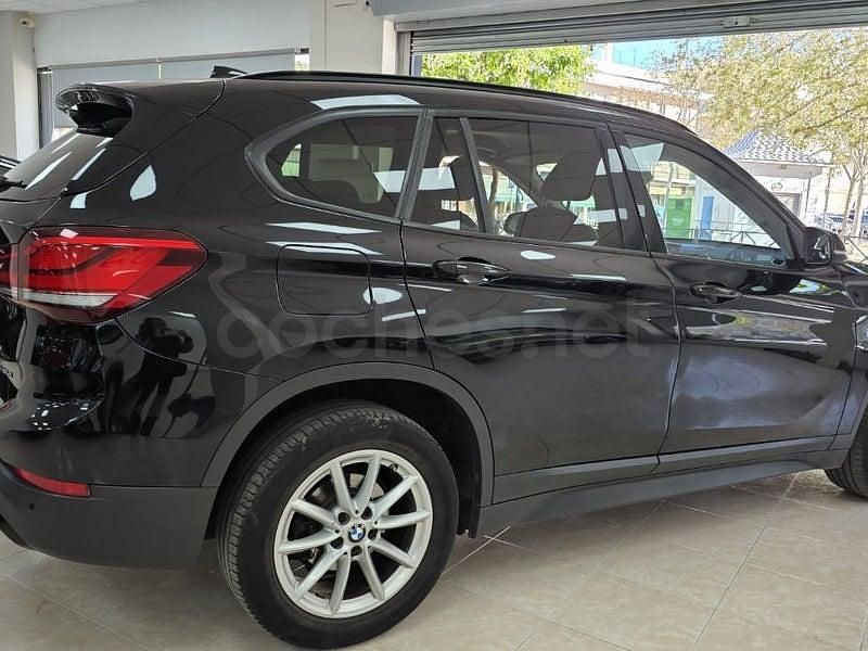 Usado BMW X1 116 CV (85 kW) 2021 Negro SUV