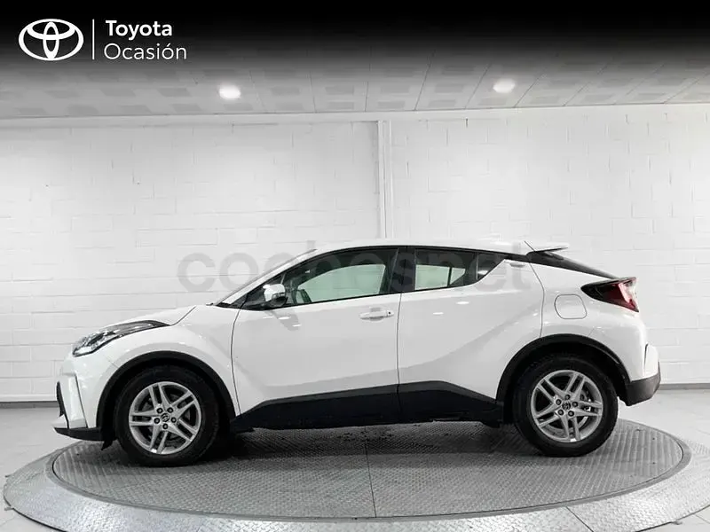 Usado Toyota C-HR Active 122 CV (89 kW) 2023 Blanco SUV