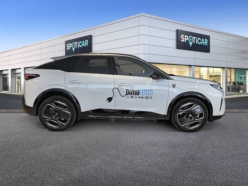Usado Peugeot e-3008 GT 157 kW (214 CV) 2024 Blanco SUV
