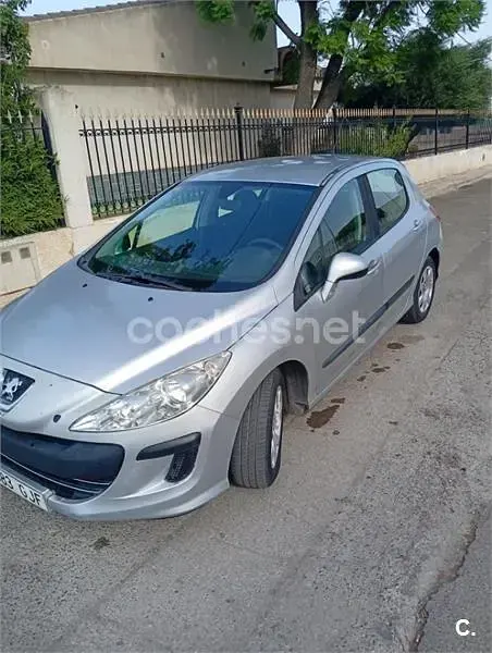 Usado Peugeot 308 Premium 136 CV (100 kW) 2009 Gris / plata Berlina