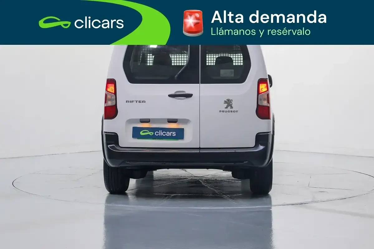 Usado Peugeot Rifter Business-Line 100 CV (73 kW) 2022 Blanco Monovolumen