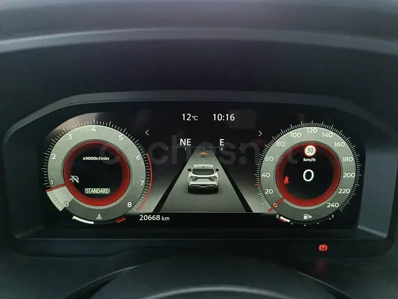 Usado Nissan Qashqai Tekna 158 CV (116 kW) 2023 Blanco SUV